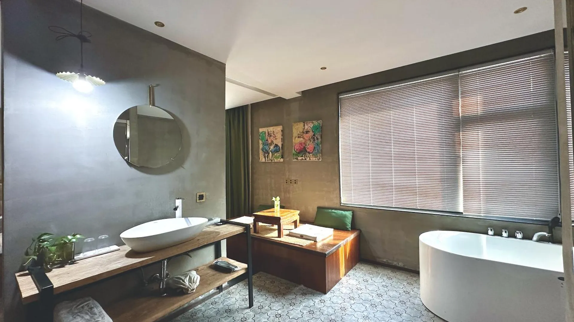 Suzhou Unique Space Design Art Hotel