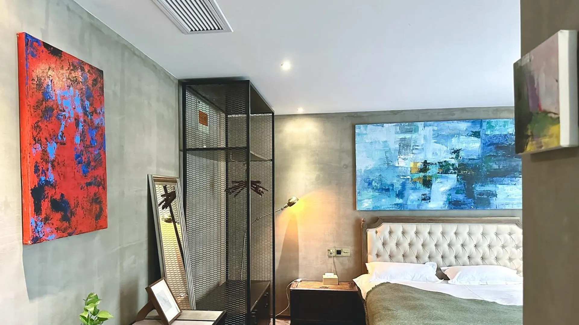 Suzhou Unique Space Design Art Hotel Cina